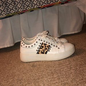 Steve Madden Sneakers
